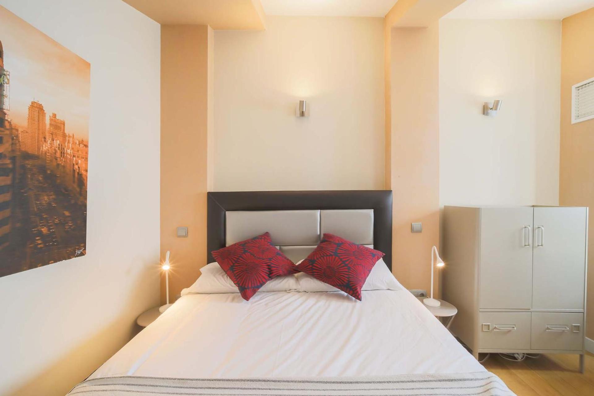 Two Bedroom Apartment Plaza Mayor By Sharingco Madrid Exterior photo